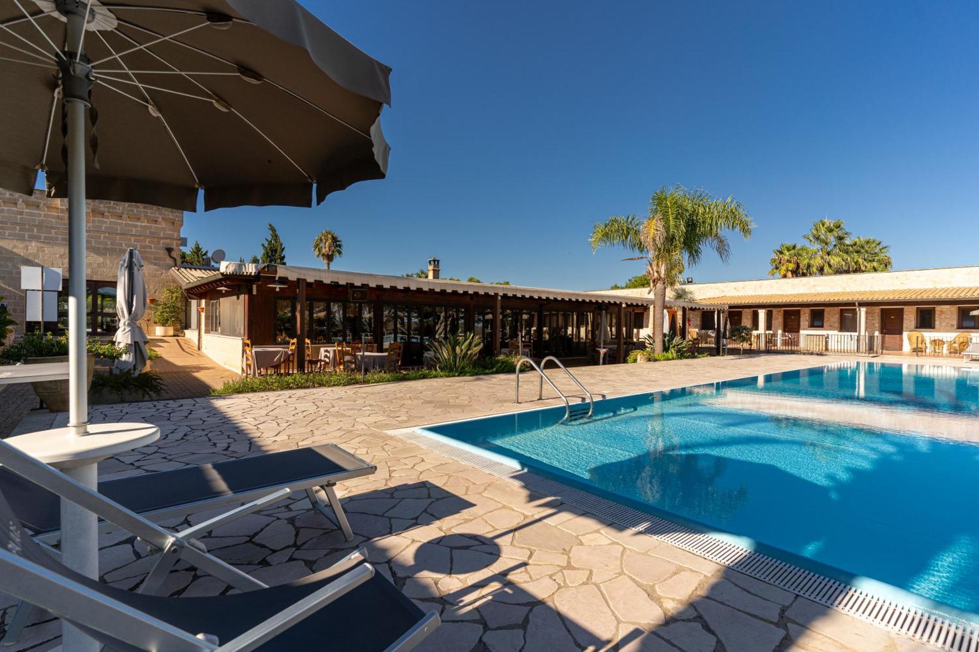 Hotel Masseria Le Pajare Presicce Bagian luar foto