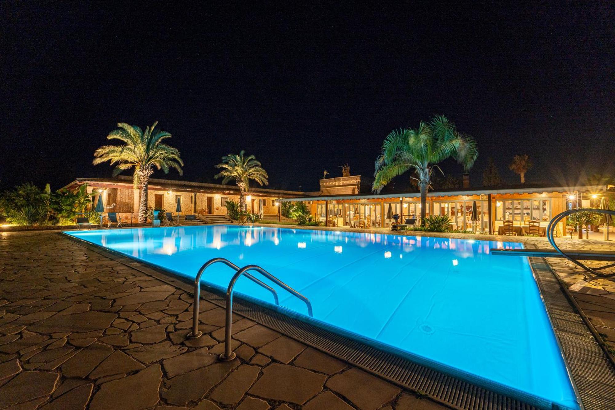 Hotel Masseria Le Pajare Presicce Bagian luar foto