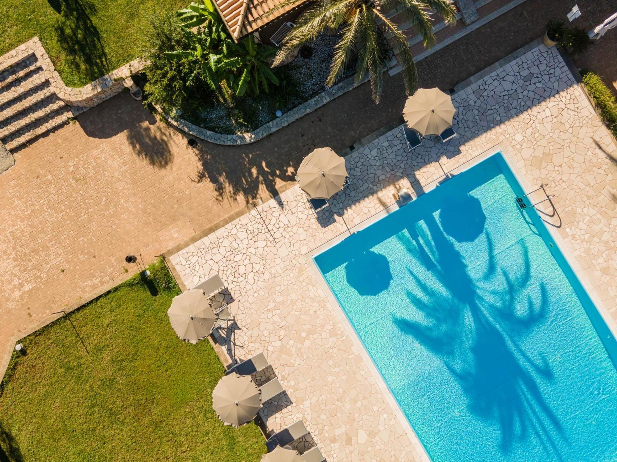 Hotel Masseria Le Pajare Presicce Bagian luar foto